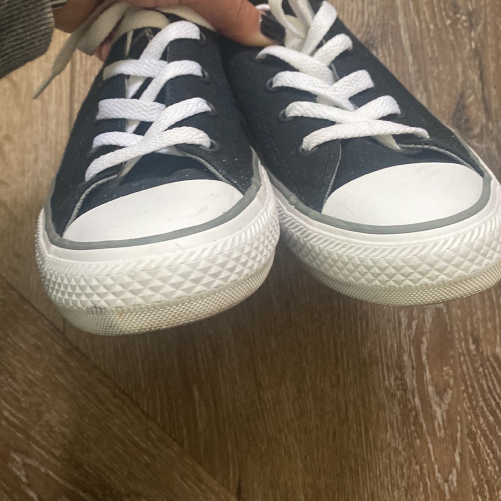 Converse Low Tops - Picture 7 of 10